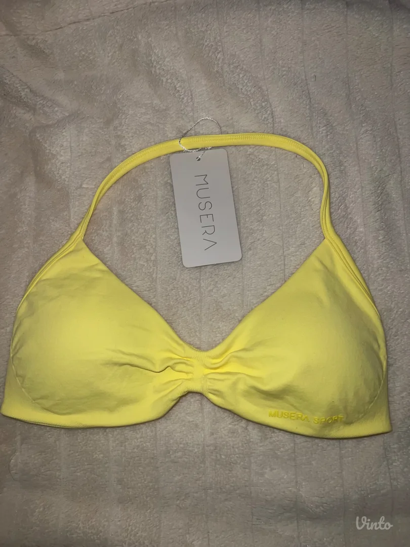 Shein top za trening