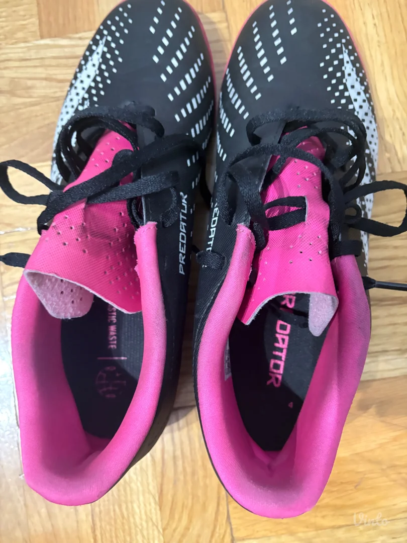 Predator patike za fudbal adidas