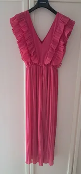 Pink plisirana haljina