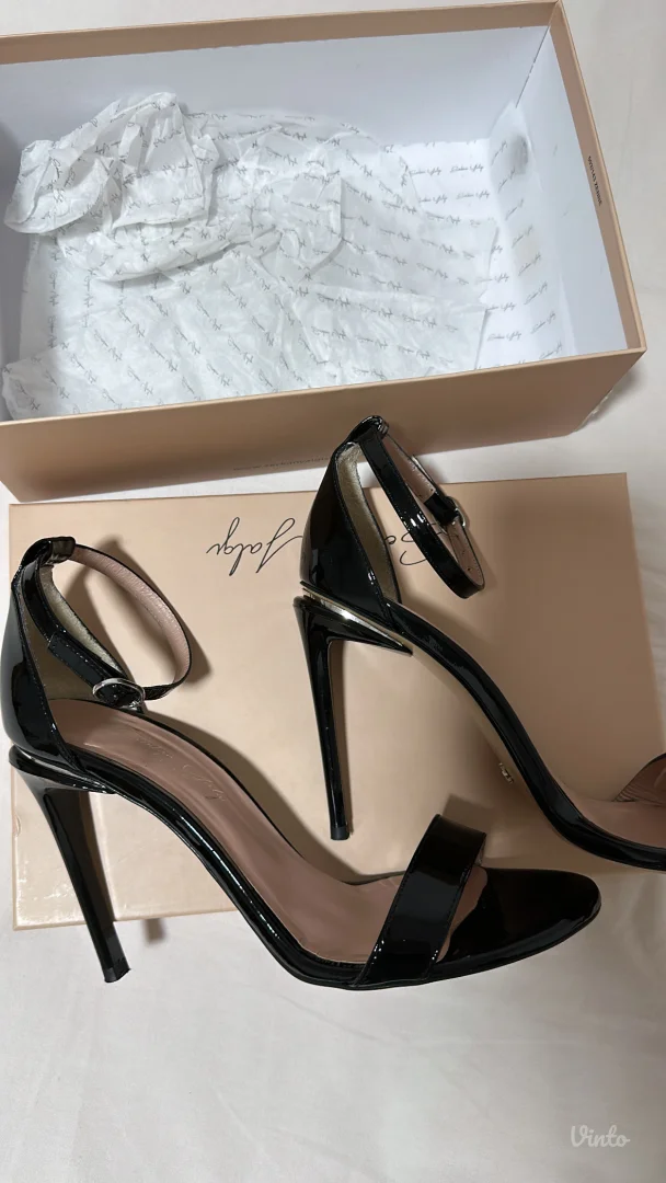 Africa obuca - lakovane kozne sandale