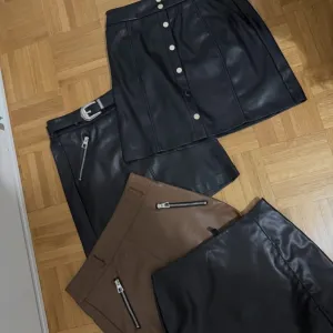 4 kožne suknjice za 2.999din