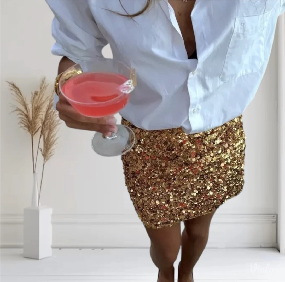 Zara,zlatne sljokice 2000 rsd