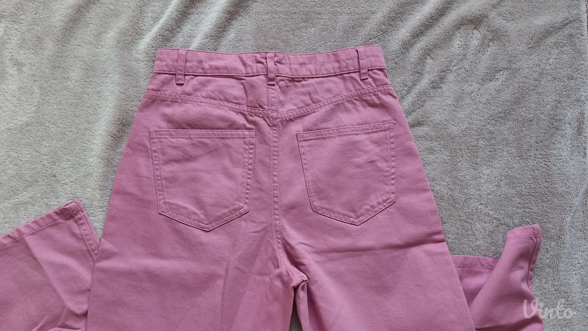 roze farmerice