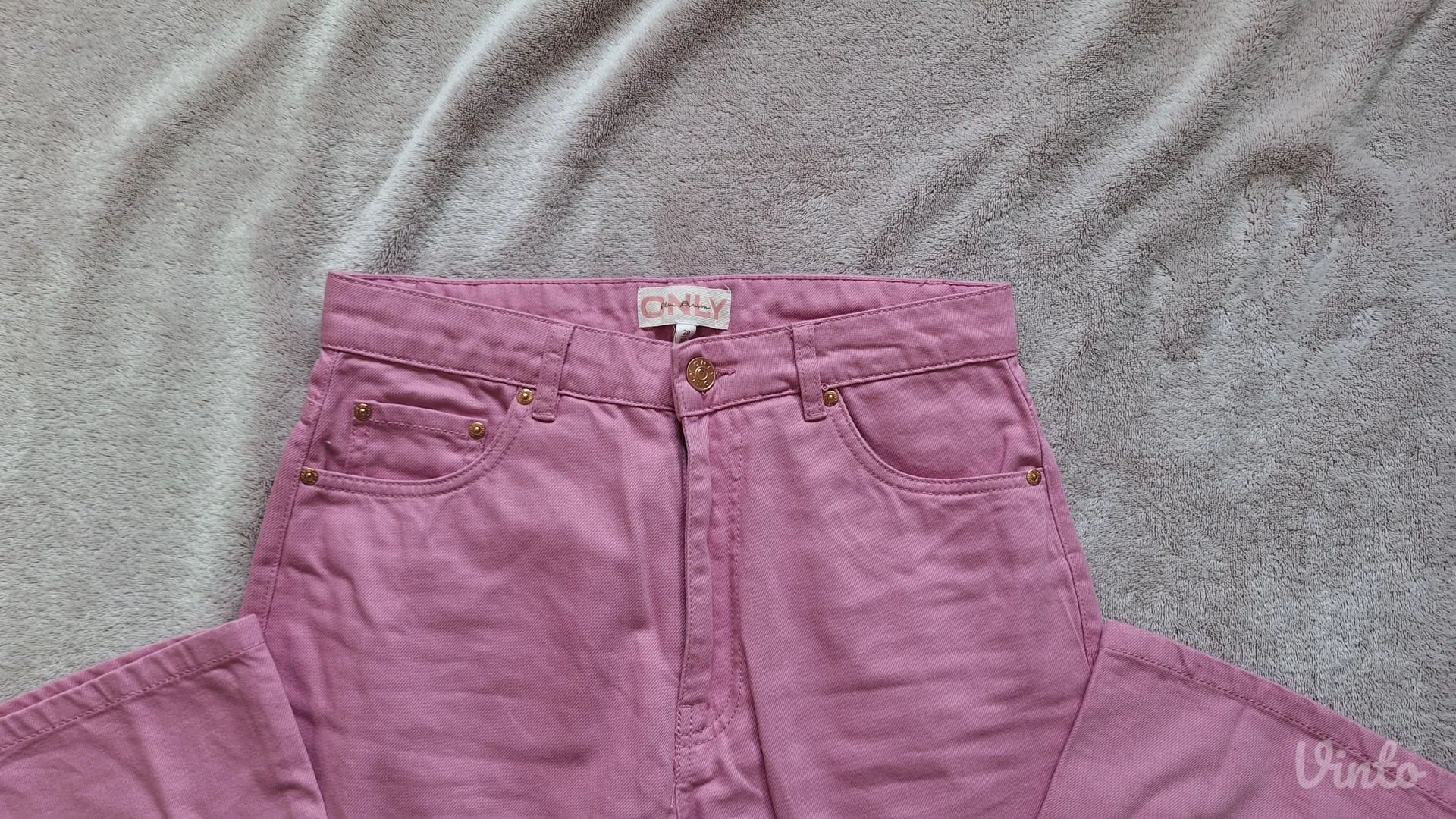 roze farmerice
