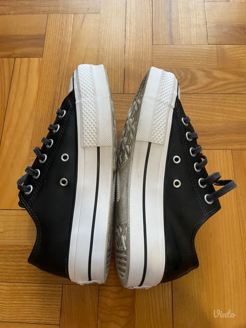 Converse kožne patike sa debljim đonom 37.5 (24cm)