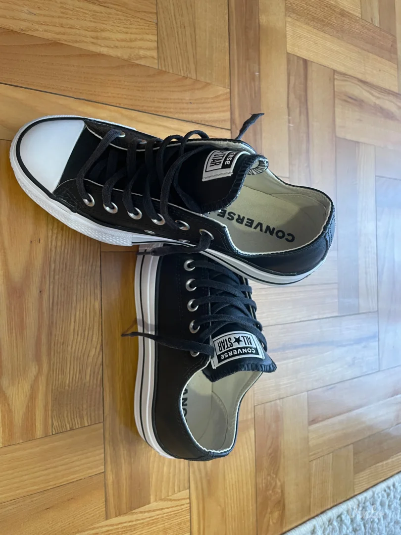 Converse kožne patike sa debljim đonom 37.5 (24cm)