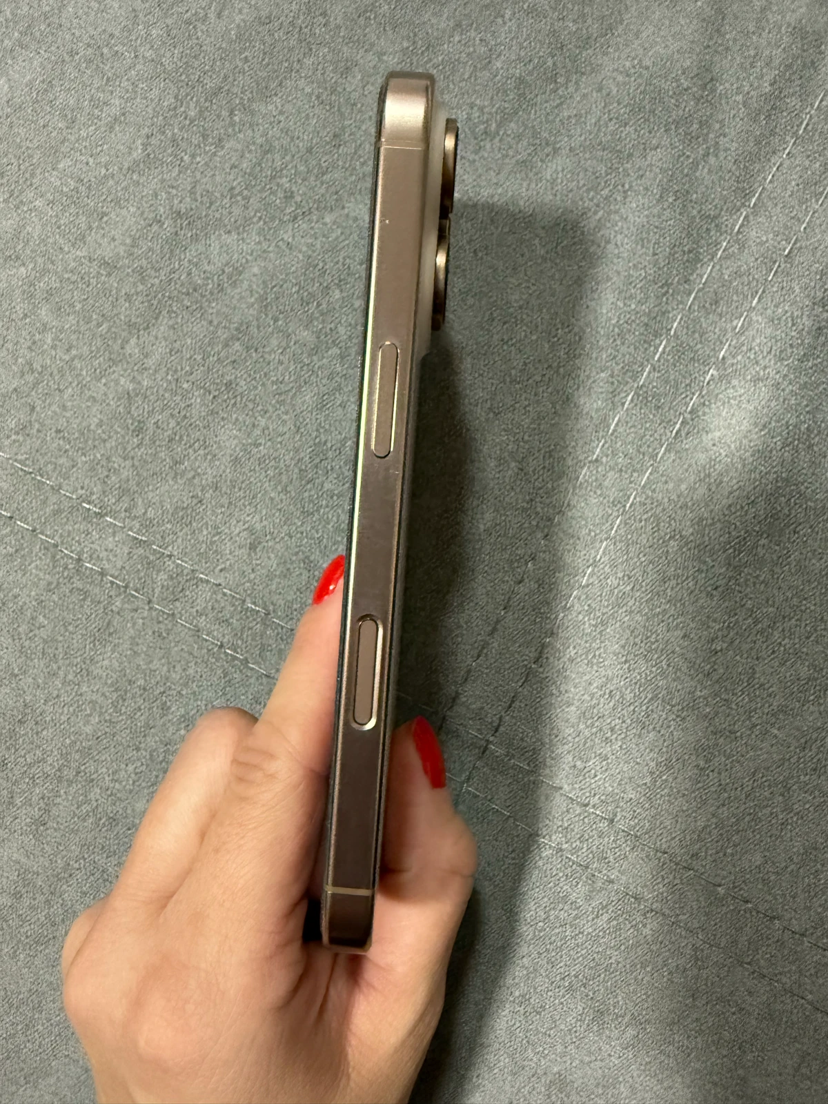 iPhone 16 pro 256gb