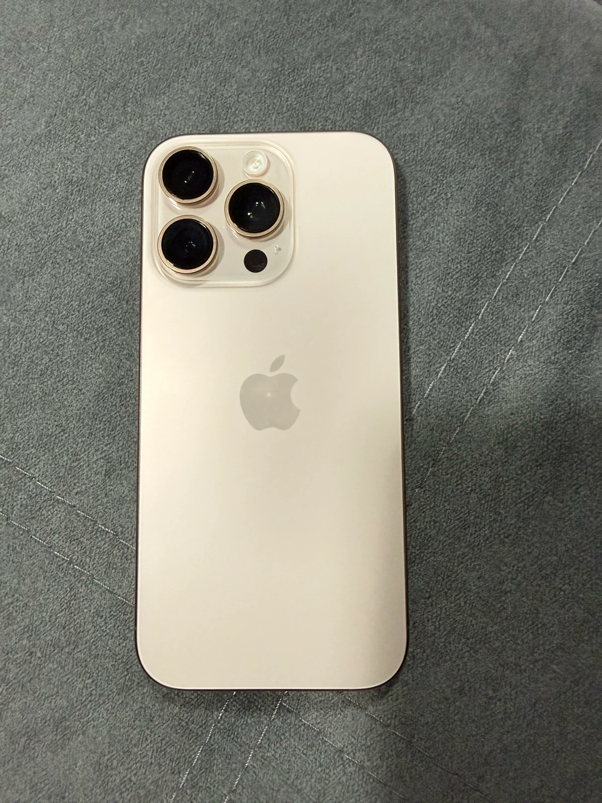 iPhone 16 pro 256gb