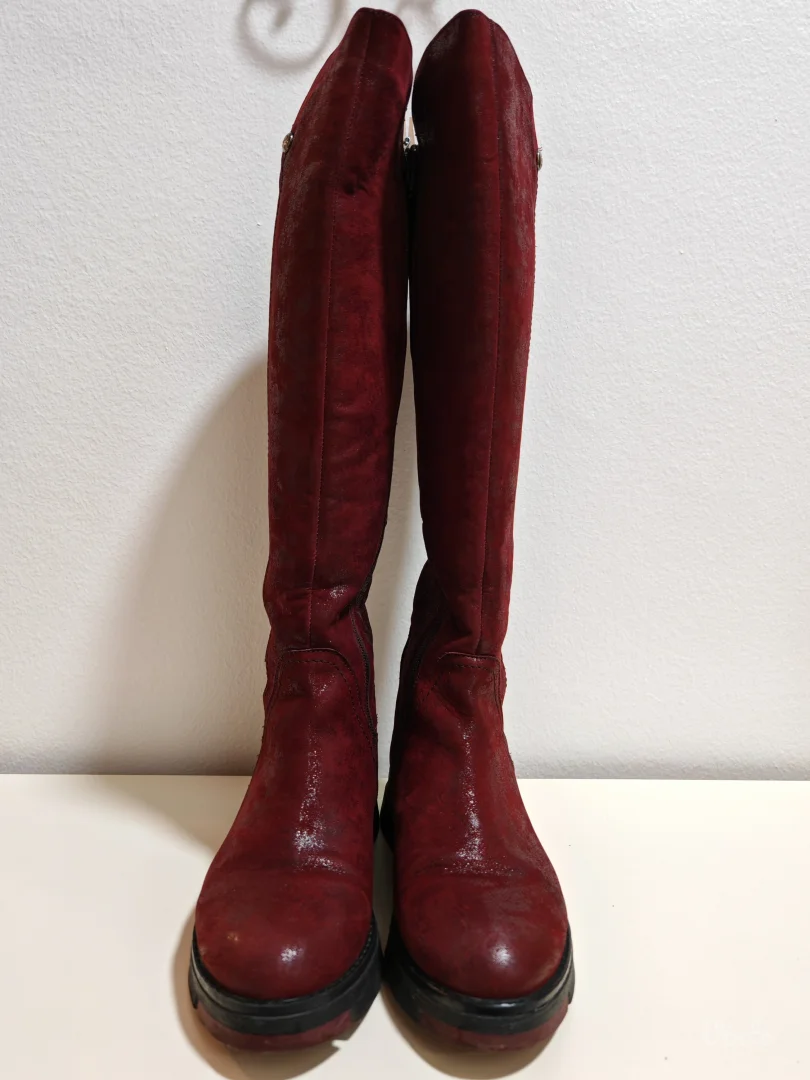 Paar - ženske čizme i Xti torbica