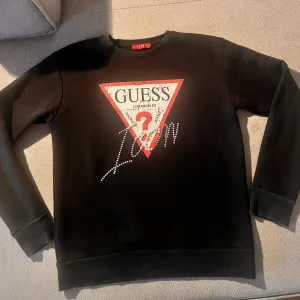 Guess komplet trenerka