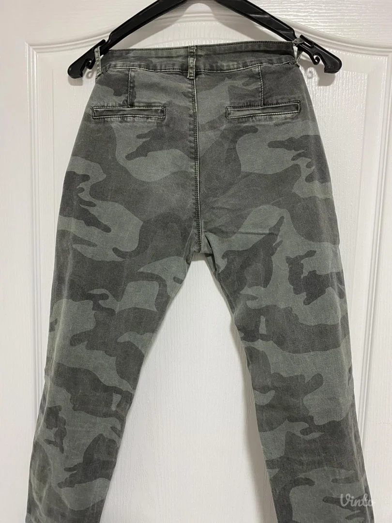 Vojničke pantalone