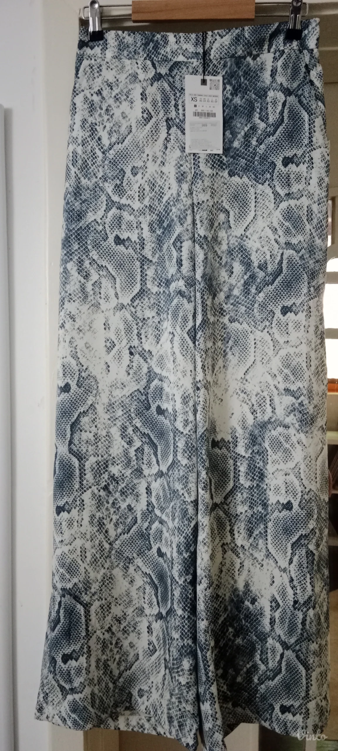 Zara pantalone XS - novo sa aetiketom