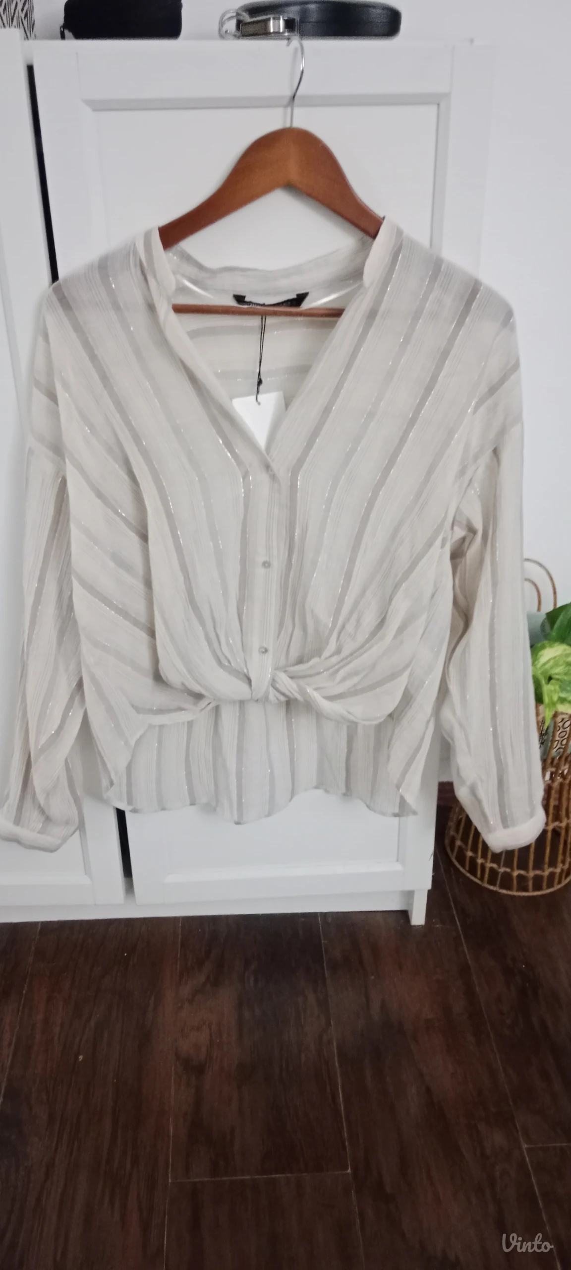 Zara bluza XS Novo sa etiketom