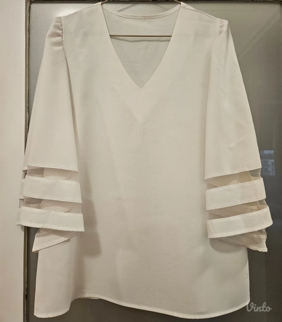 Bela elegantna bluza