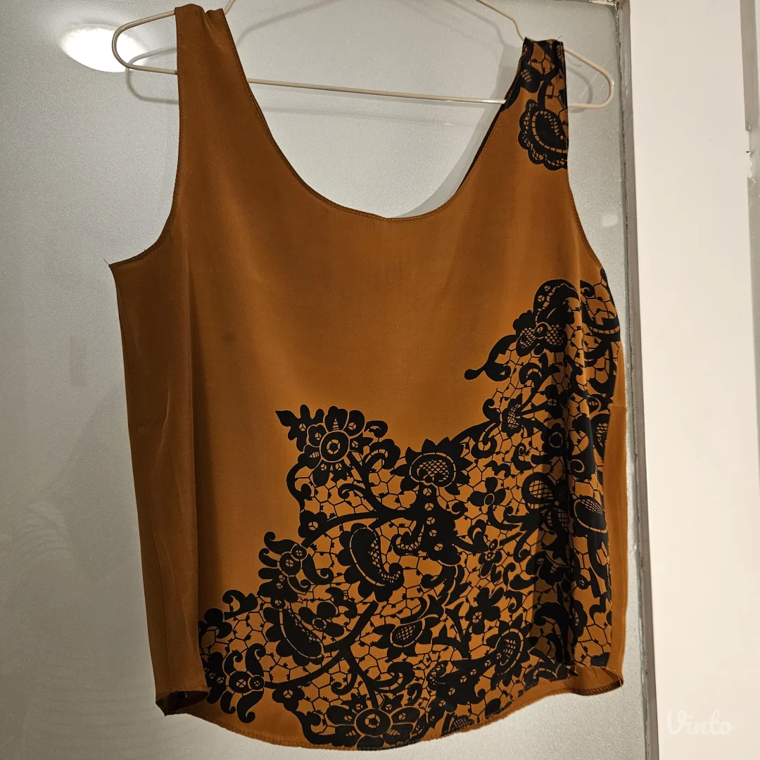 Ženska bluza -kao nova