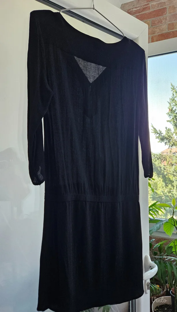 Crna haljina ženska