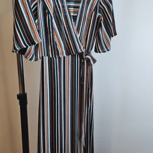 Ženska haljina Forever21