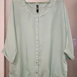 Ležerna ženska košulja