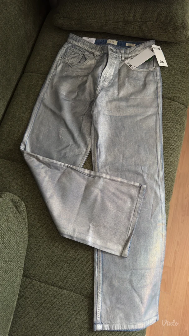 Nove Metalic farmerke