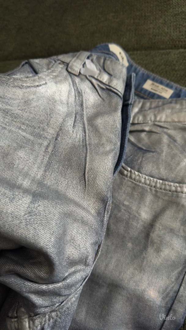 Nove Metalic farmerke