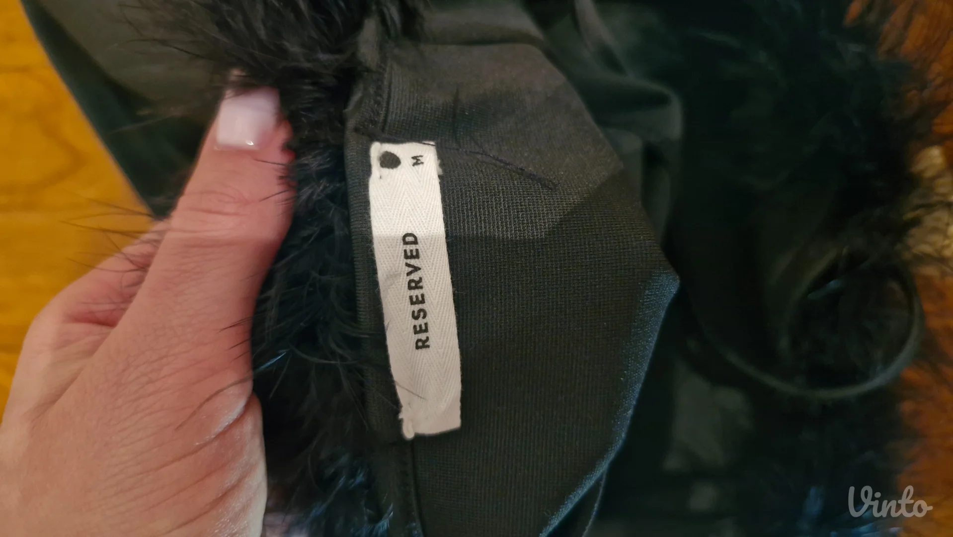 Reserved majica sa perjem