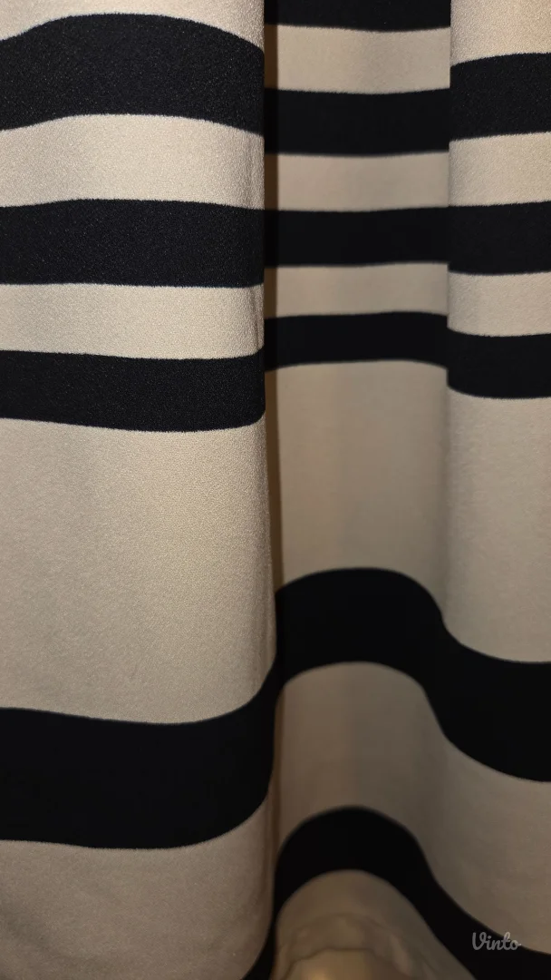 Suknja, s, sašivena