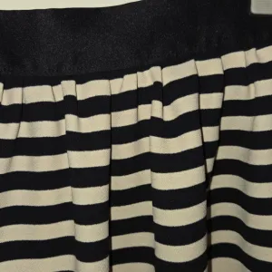 Suknja, s, sašivena