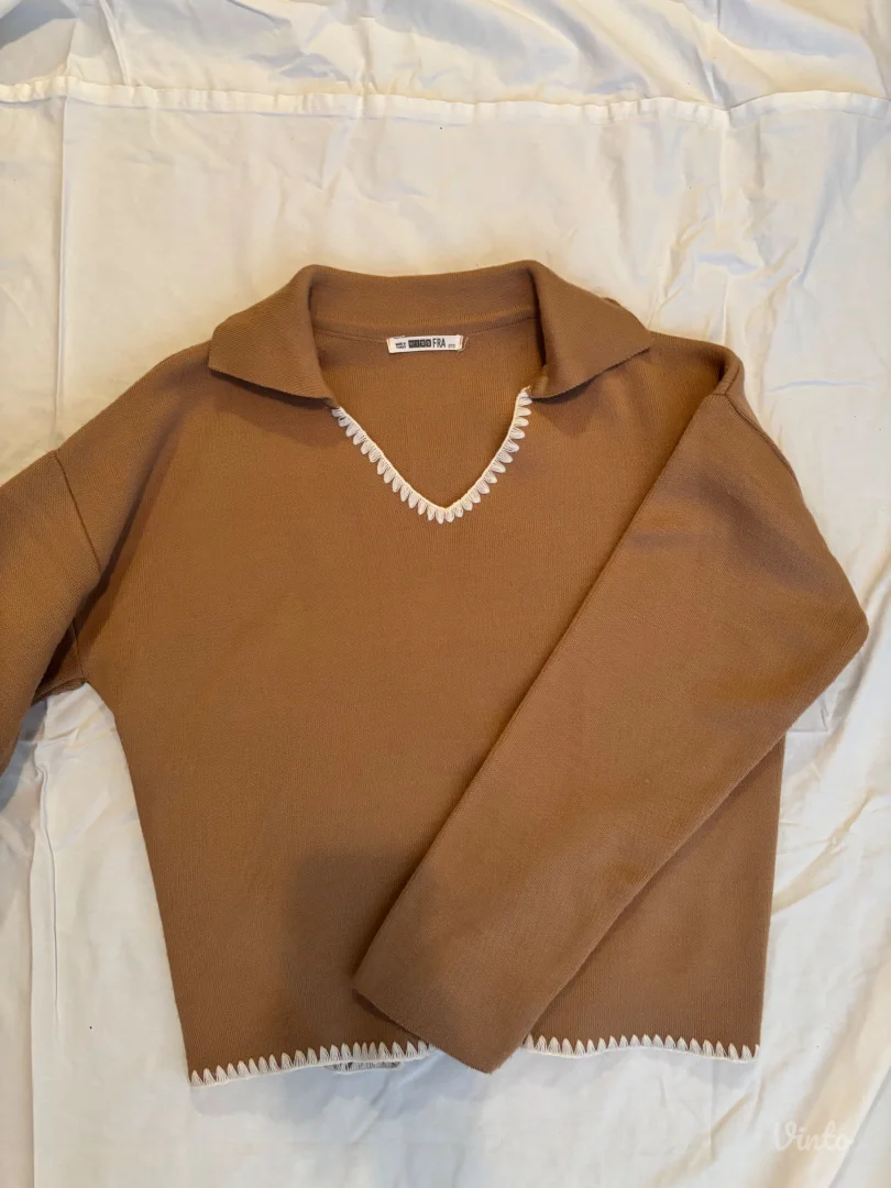 Bež majica dugih rukava