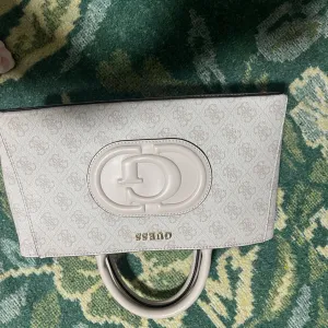 Guess torba