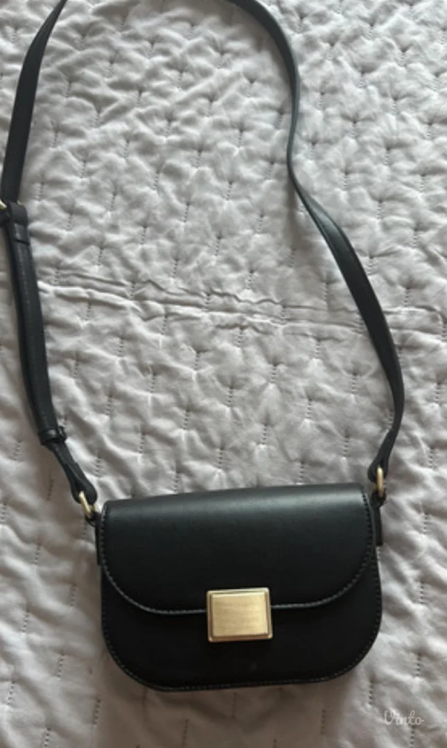 Pull and bear torbica