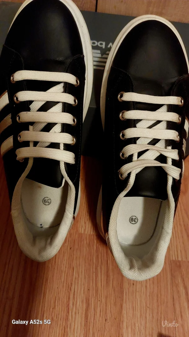 Adidas patike