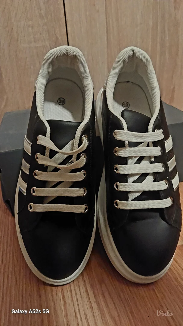 Adidas patike