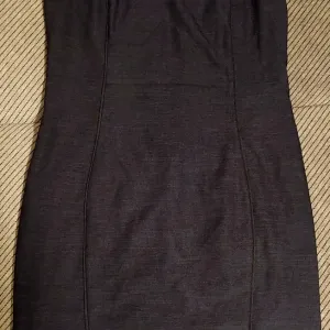 Elegantna haljina