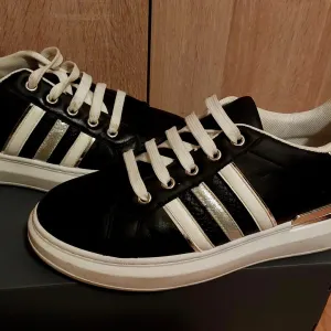 Adidas patike