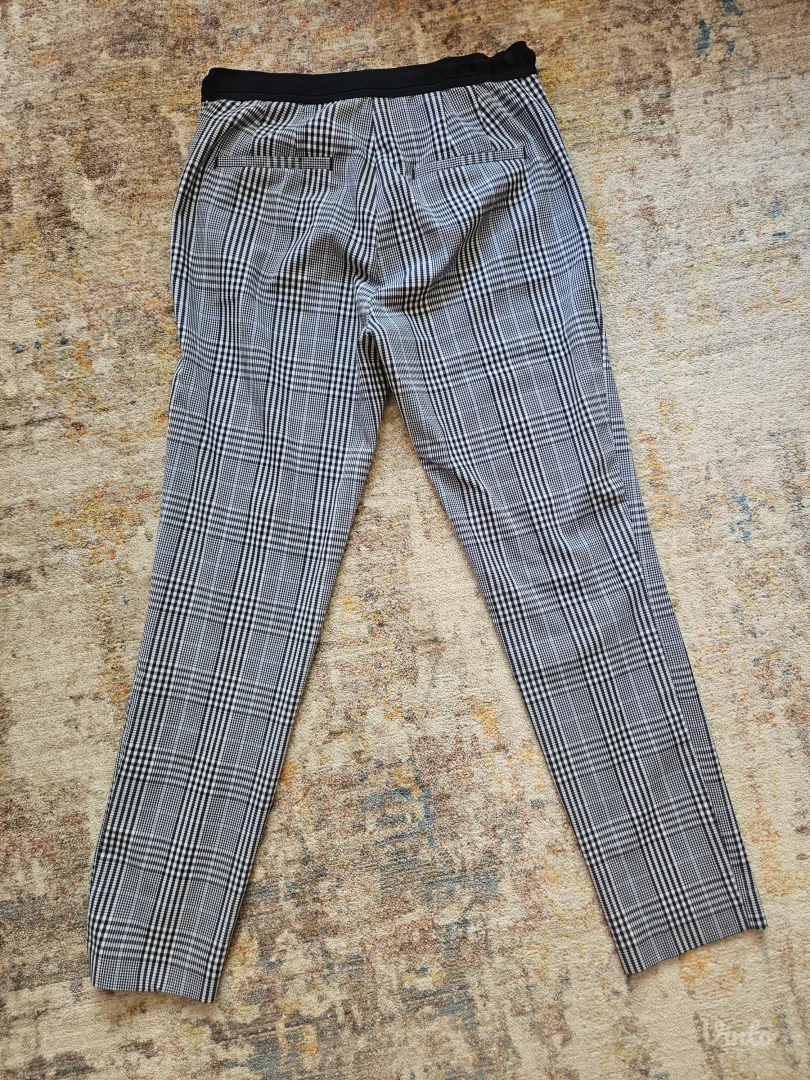 Zara pantalone M