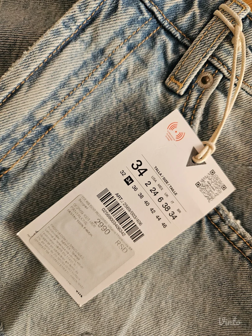 Zara šorts 34 - NOVO