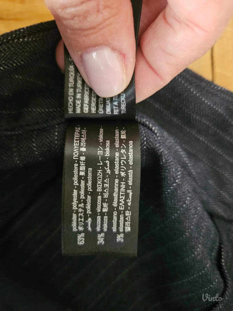 Zara pantalone S - NOVO