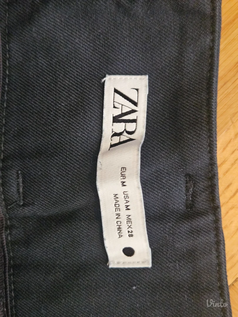 Zara pantalone M