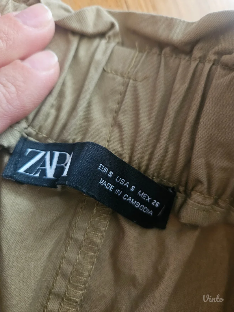 Zaraa pantalone S