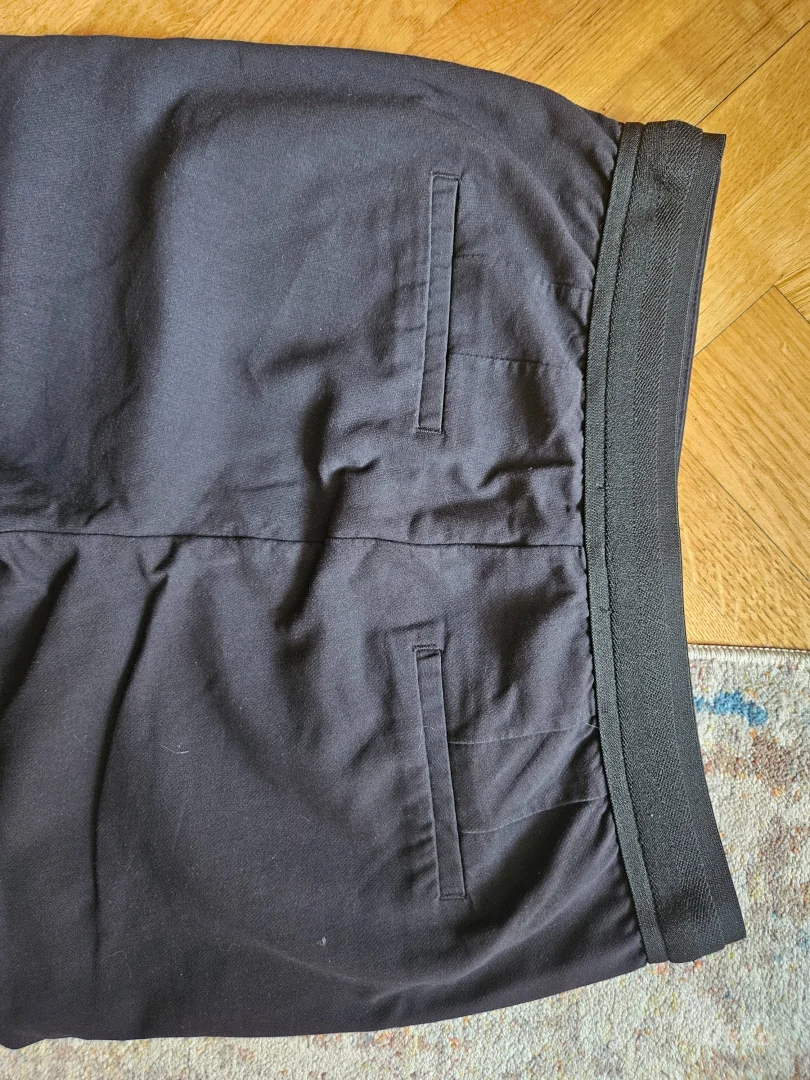 Zara pantalone M