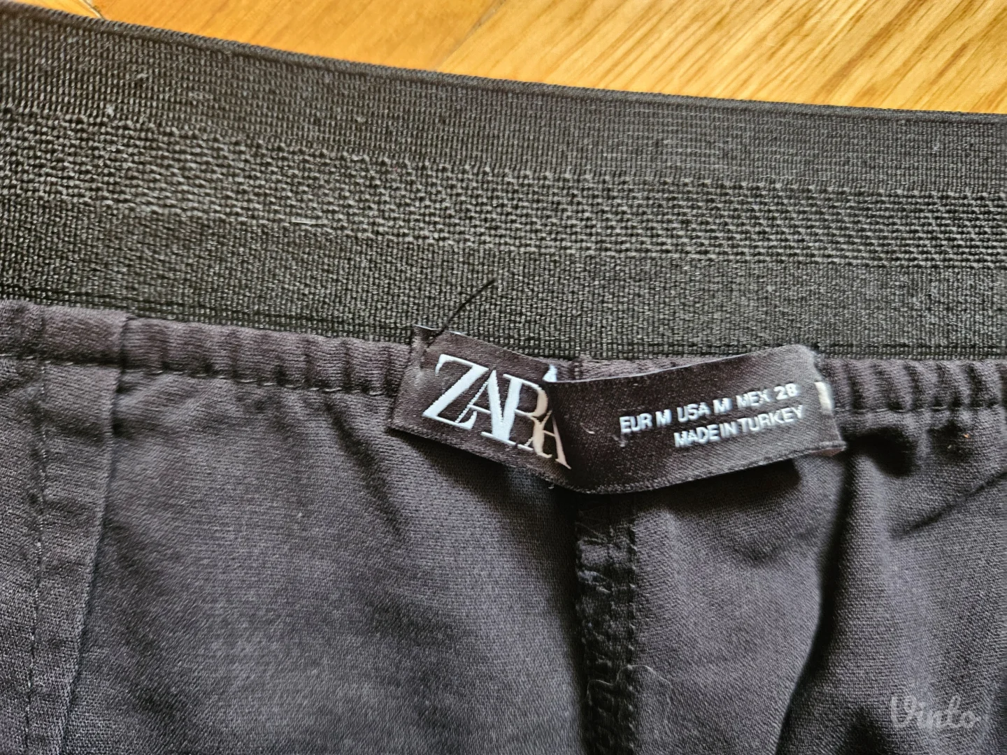 Zara pantalone M