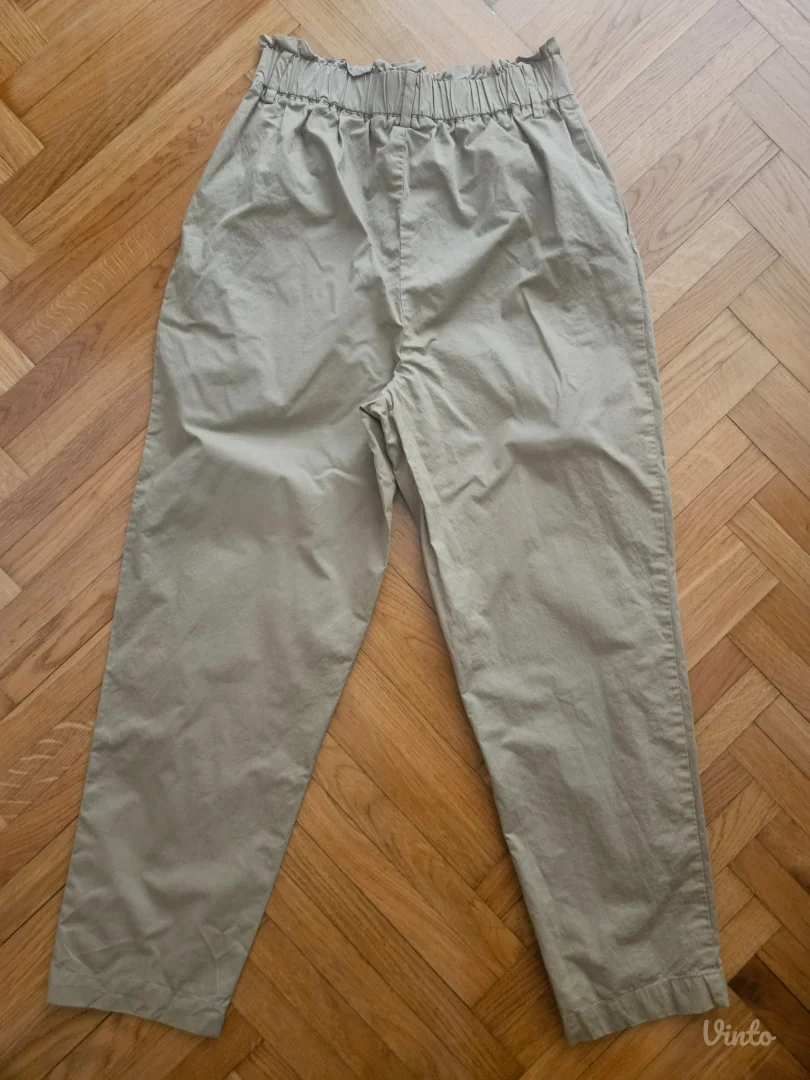 Zaraa pantalone S