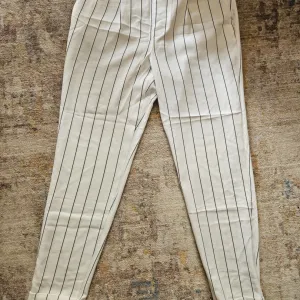 Only pantalone S
