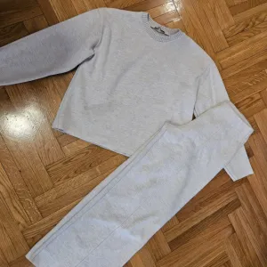Zara trikotaza M