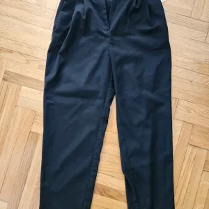H&M pantalone 36