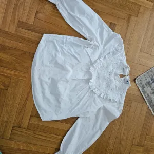 Zara kosuljica -