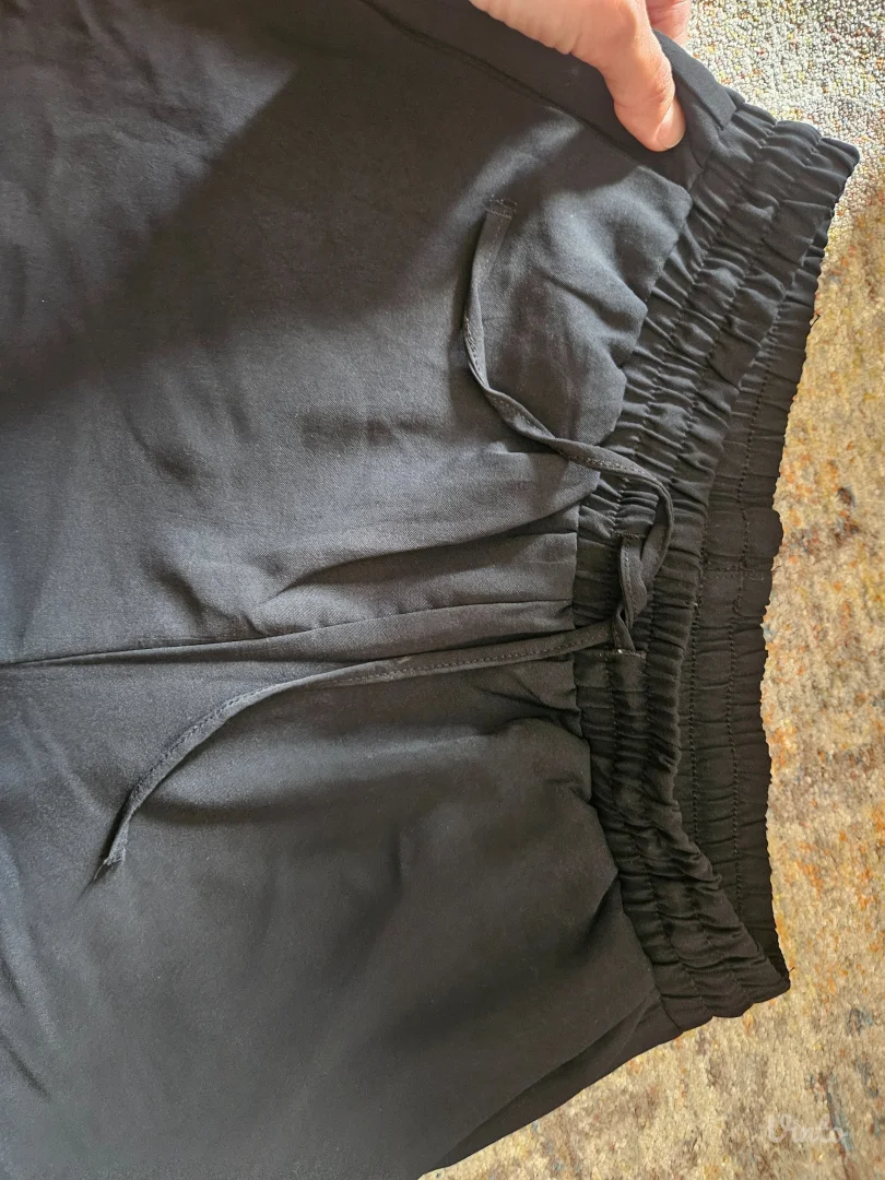 Lagane letnje pantalone 36