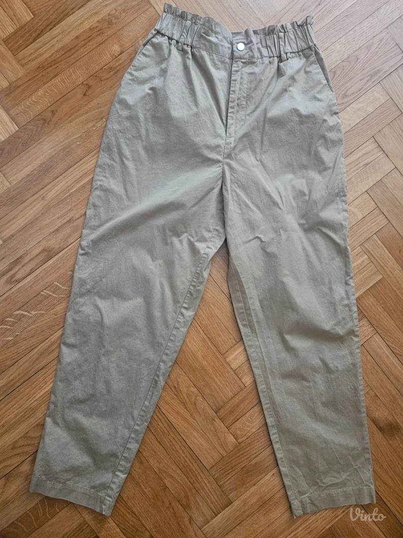Zaraa pantalone S