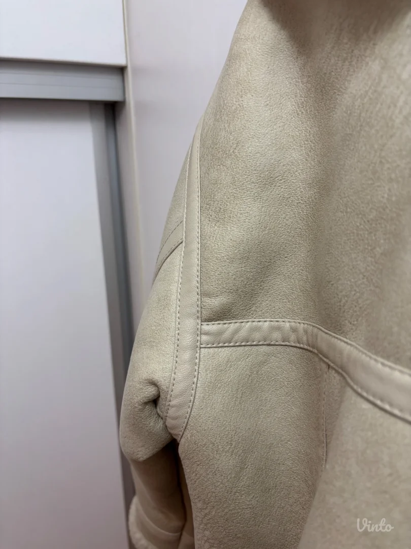 Jakna bez sa belim krznom