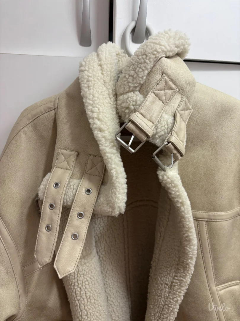 Jakna bez sa belim krznom